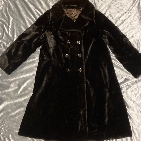 Women’s Vintage Long ‘Fur’ Coat by Borgazia - Picture 3 of 13